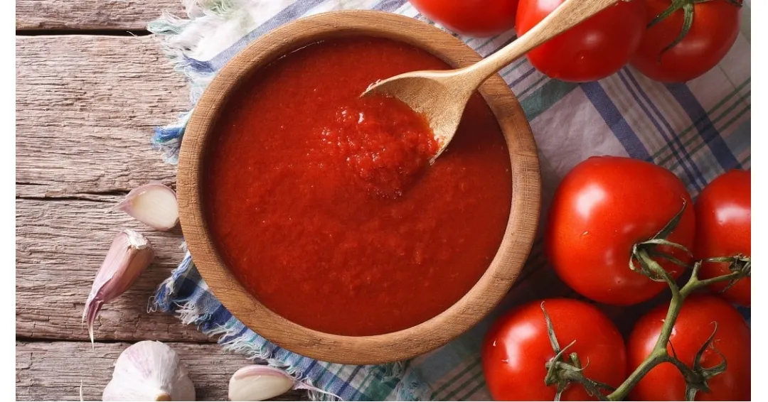What kind of food can be made with tomato paste?